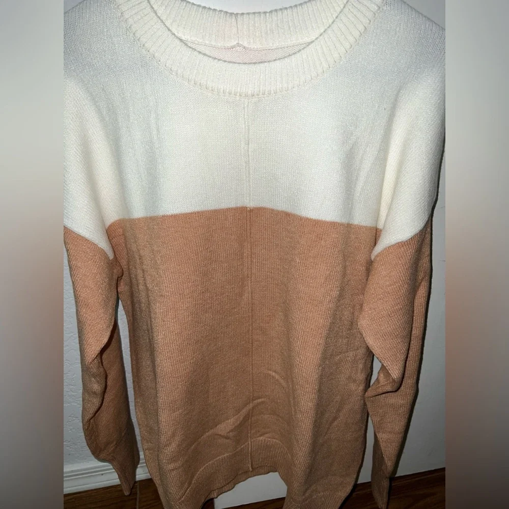 Sweater - Picture 2 of 6